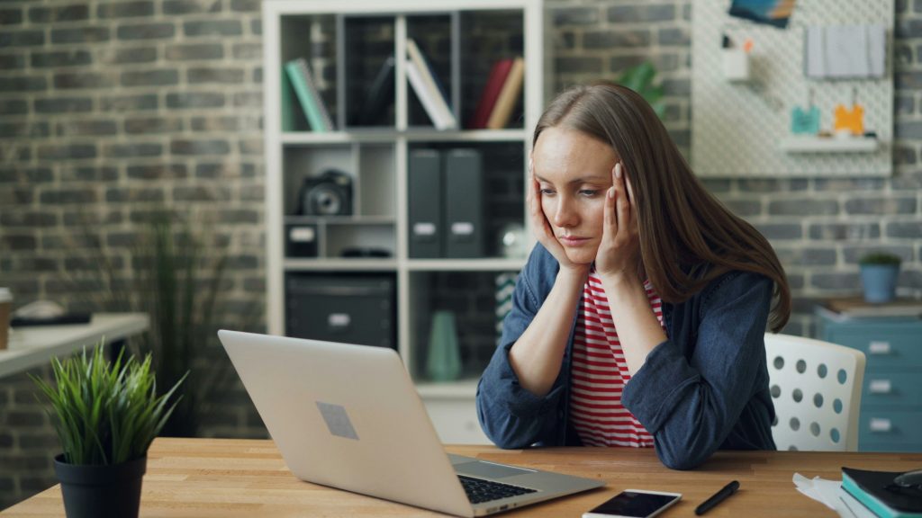 Mieux comprendre le présentéisme pour transformer la performance au travail